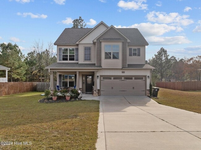 Building Photo - 1013 Hydrangea Dr