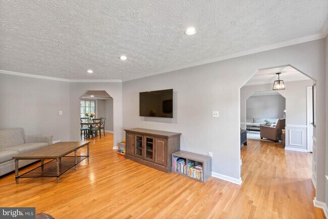 Foto del edificio - 3125 Hannahs Pond Ln