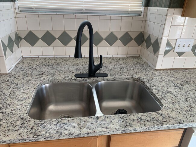 Foto del edificio - 17507 Colony Creek Dr