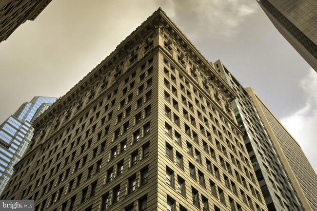 Foto del edificio - 42 S 15th St