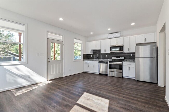 Foto del edificio - 1060 Grant Way SE