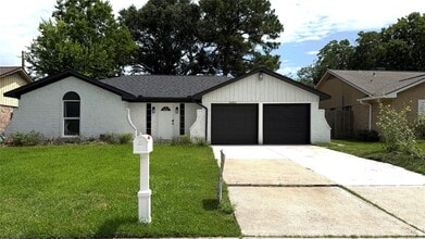 Building Photo - 11423 Hazen St