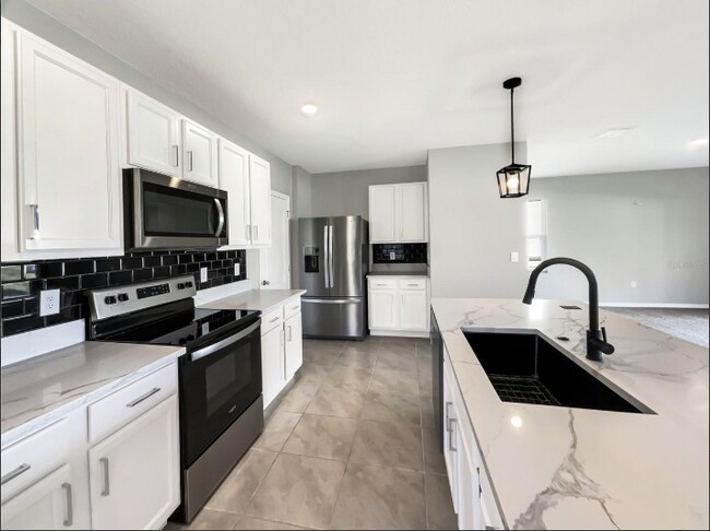 Foto del edificio - 3013 Tansy St