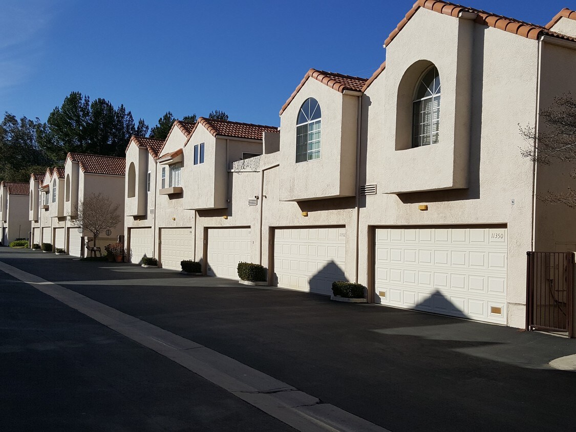 Foto principal - 11356 Old Ranch Cir
