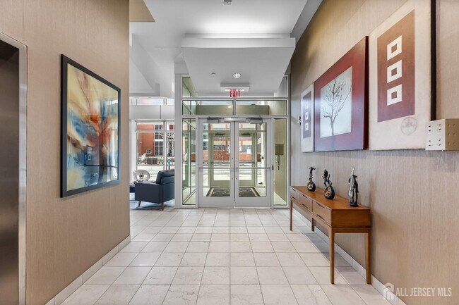Foto del edificio - 20 Livingston Ave