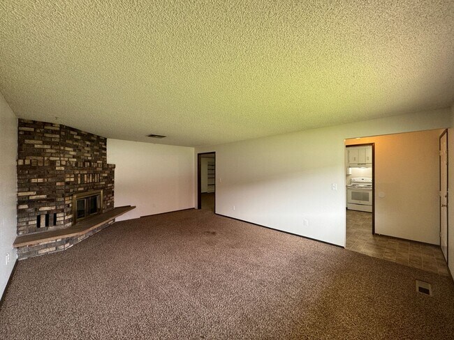 Building Photo - Non-Refundable & Security Deposit Total: $...