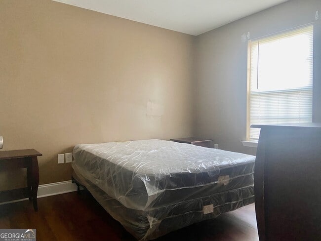 Foto del edificio - 103 Ronald Pride Blvd