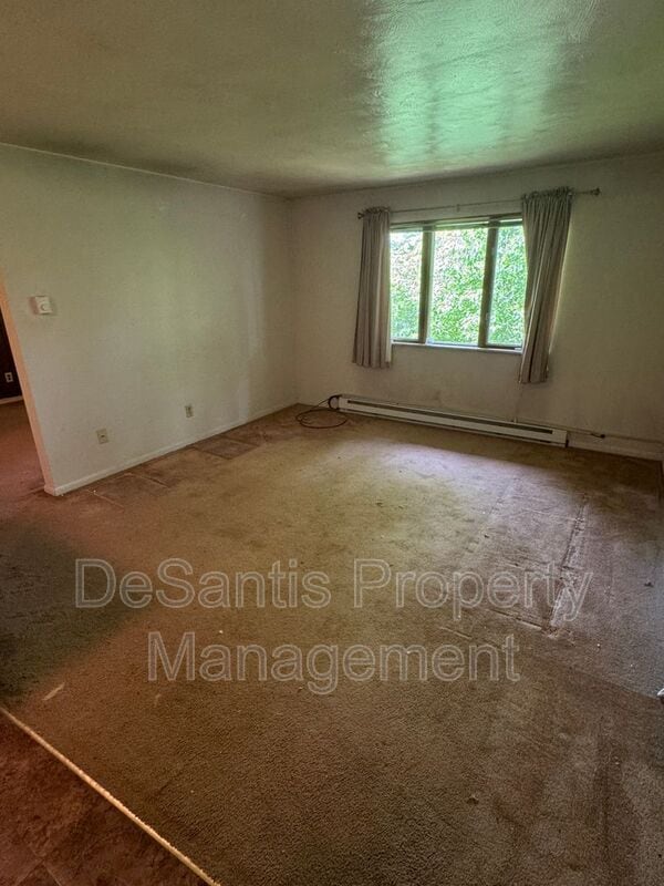 Building Photo - 212 Lunar Ln