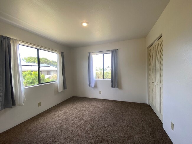 Building Photo - Unfurnished 2 bedroom. 1 bath downstairs u...