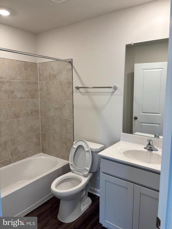 Building Photo - 293 Mineral Springs Rd