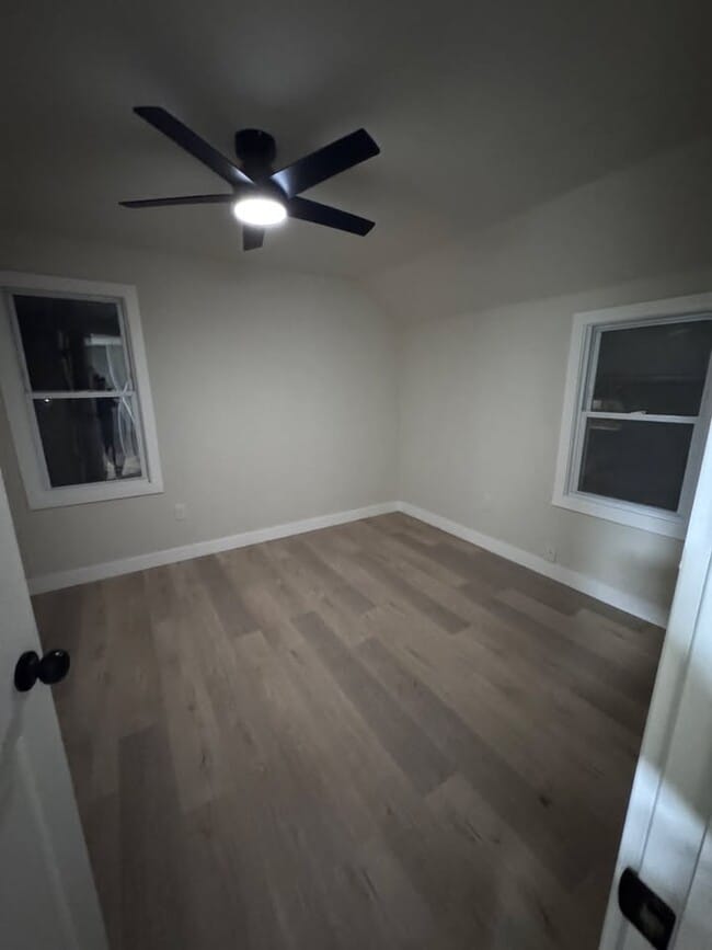 Foto del edificio - 626 N Mason St