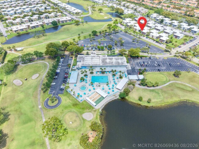 Foto del edificio - 755 Normandy Ln