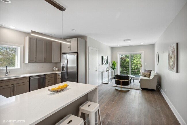 Foto del edificio - 4824 S Champlain Ave