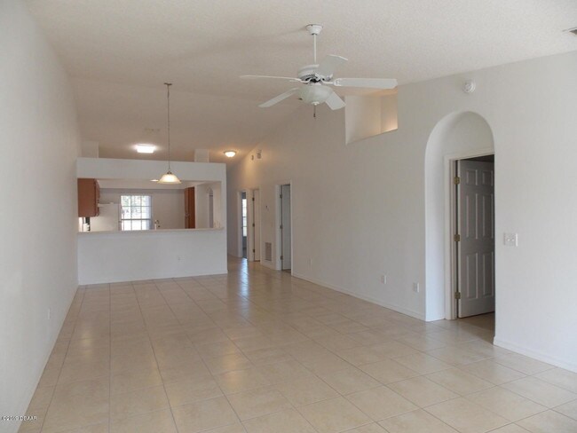 Foto del edificio - 3537 Forest Branch Dr