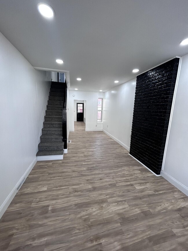 Photo - 1332 Green St Townhome