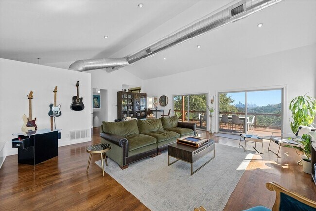 Foto del edificio - 1603 Twilight Ridge Dr