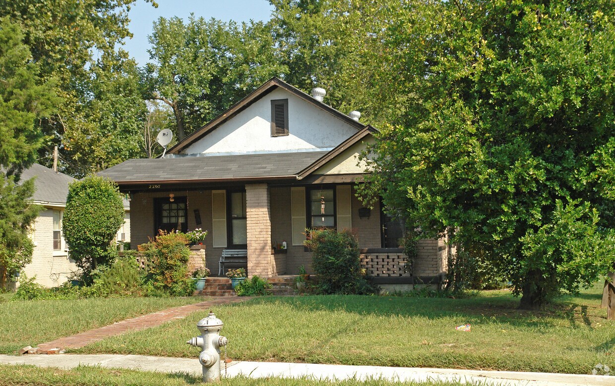 Foto principal - 2268-2270 Monroe Ave