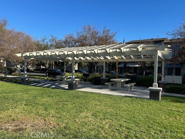 Foto del edificio - 210 Windy Ln