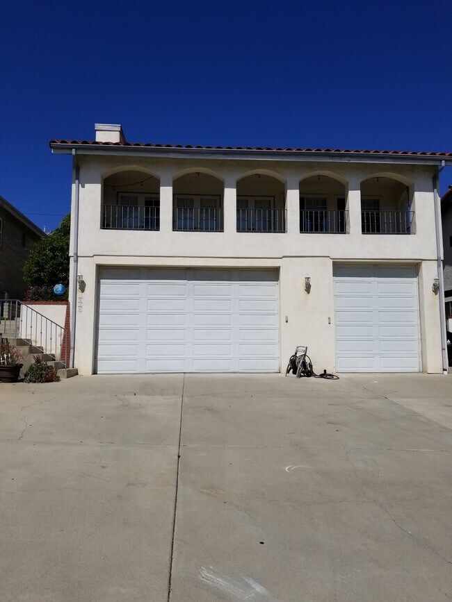 Foto del edificio - 3520 Ocean View Ave