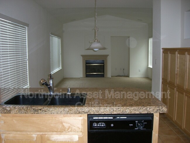 Foto del edificio - 9664 Apple Mill Dr