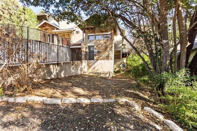 Building Photo - 1212 Woodland Ave