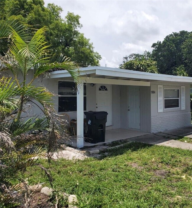 Foto del edificio - 1804 NW 16th Ct