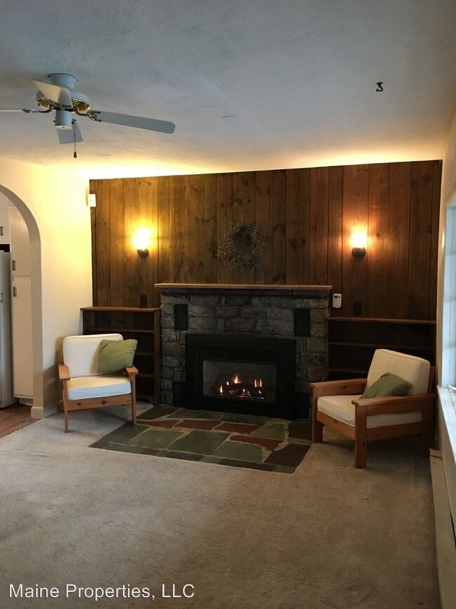 Foto del edificio - 2 br, 2 bath House - 1 Bonny Eagle Pond Road