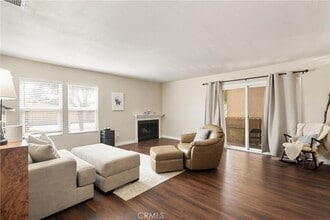 Building Photo - 215 E Navilla Pl