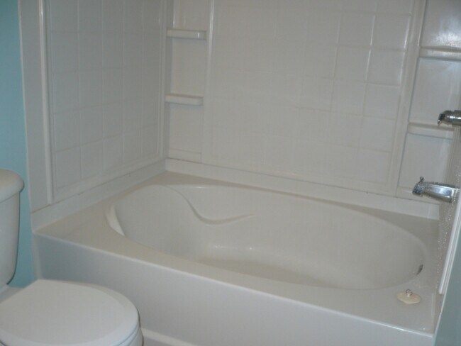 Foto del edificio - 11102 Waldrop Pl