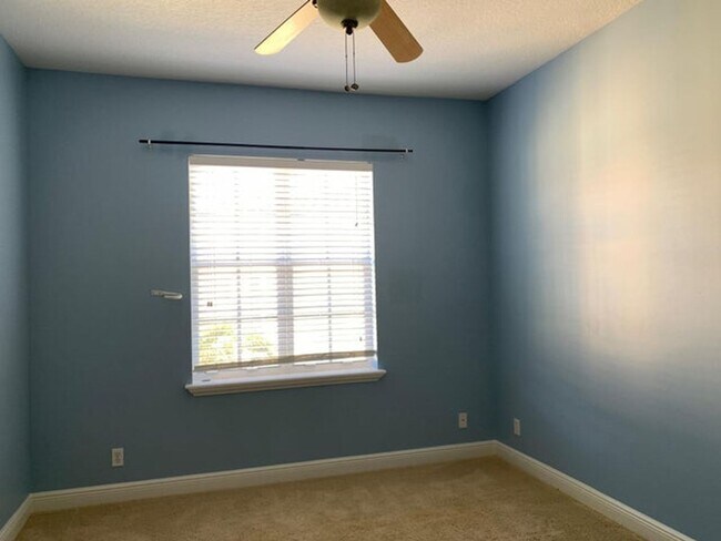 Foto del edificio - 145 Morning Dew Cir