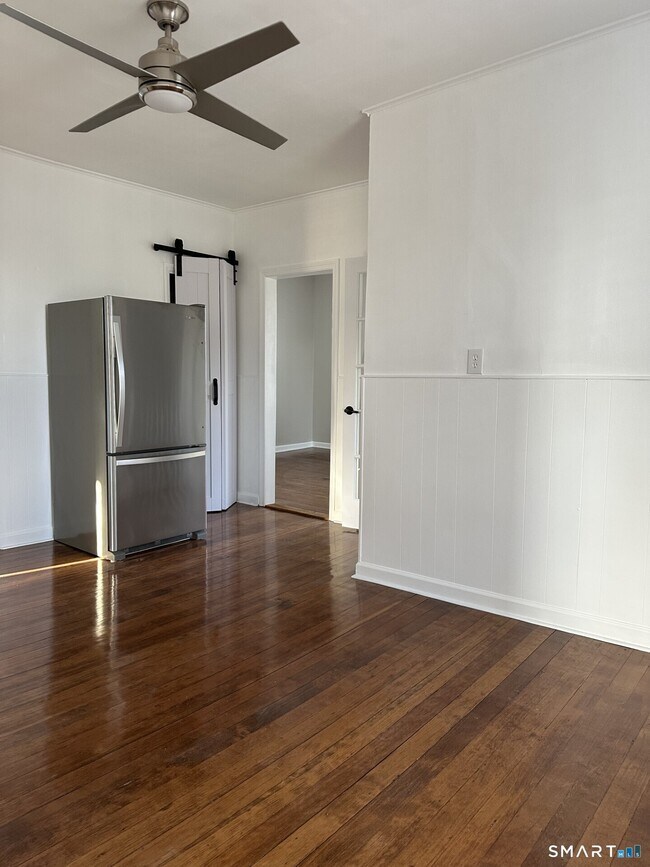 Building Photo - 67 Burke St