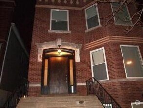 Building Photo - 2245 W Washington Blvd
