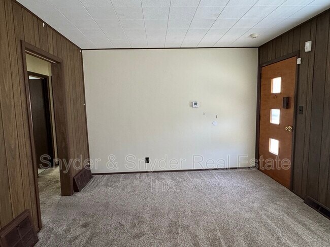 Foto del edificio - 349 St Leger Ave