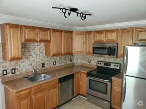 Building Photo - 200 Dill Ave