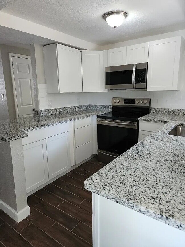 Building Photo - 1414 Coppertree Dr