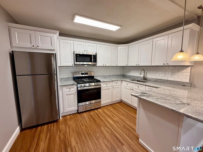 Foto del edificio - 1168 Main St