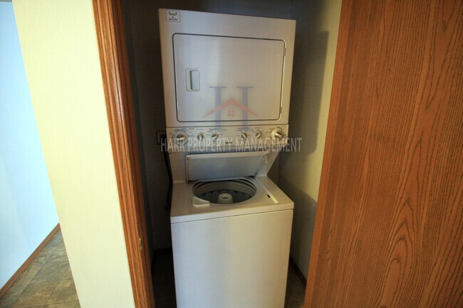 Foto del edificio - 4821 E 41st St