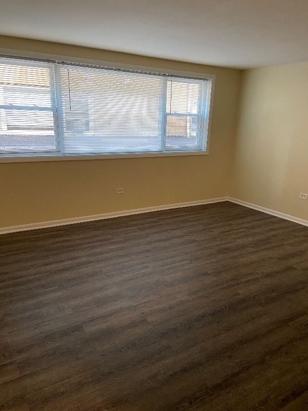 Photo - 1971 N 19th Ave (Melrose Park, IL)