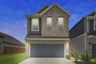 Building Photo - 21118 Garden Palm Dr