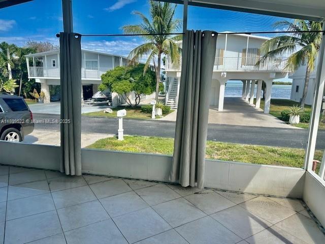 Building Photo - 810 S Jade Dr