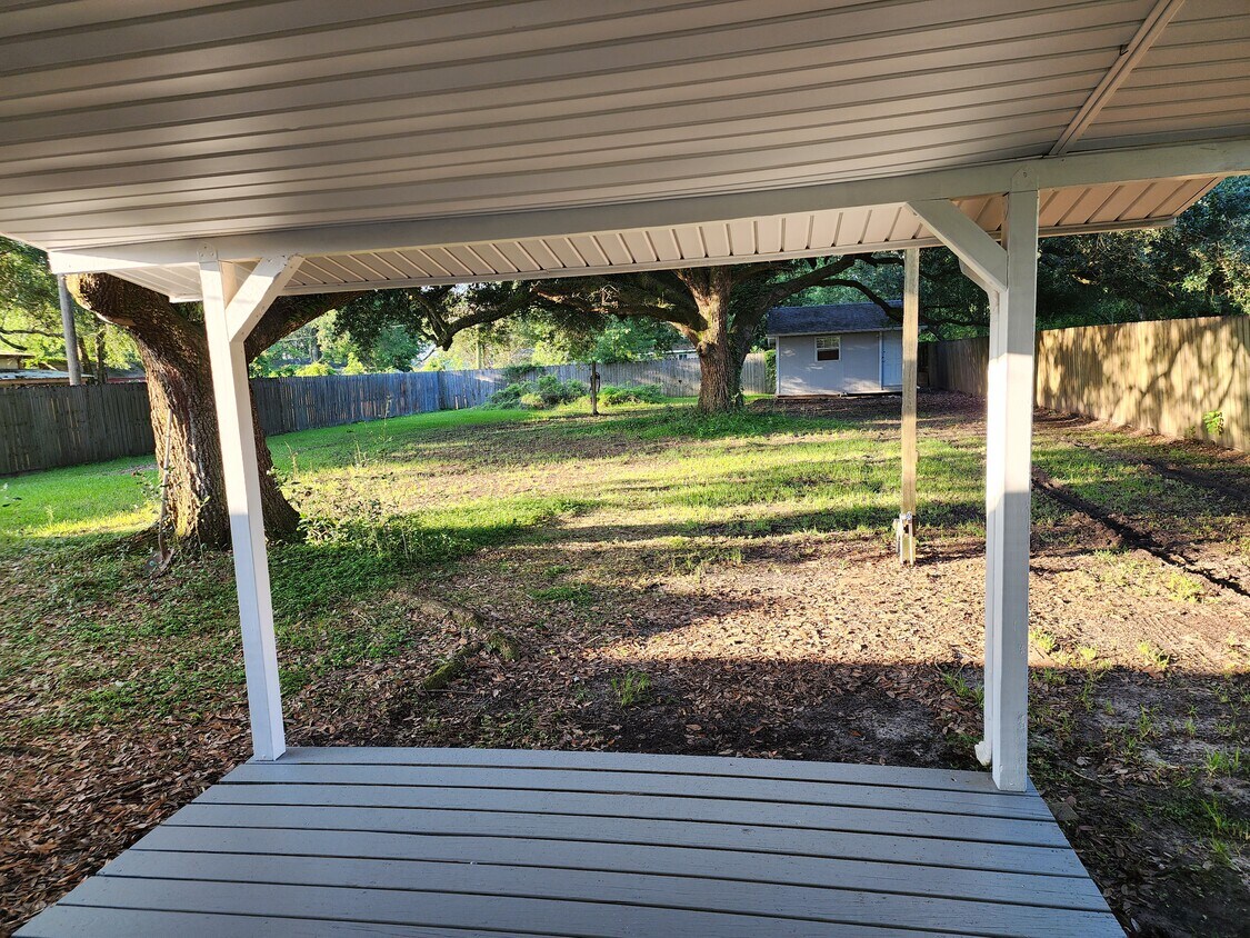 Foto principal - 1361 Bassett St