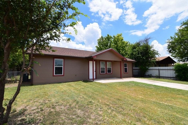 Building Photo - 1513 Anna Lee Dr Killeen