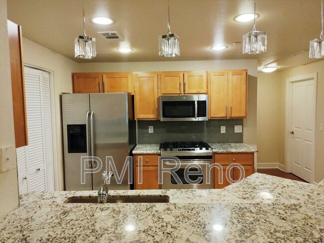 Foto del edificio - 1450 Idlewild Dr