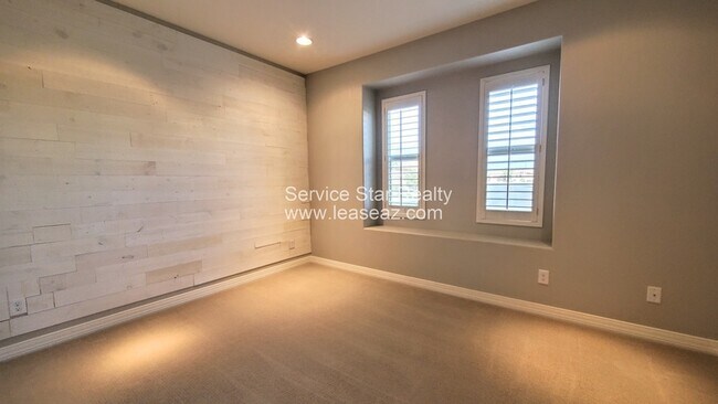 Building Photo - 5470 S Luiseno Blvd