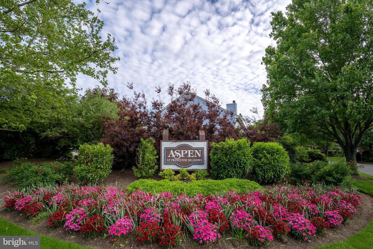 1718 Aspen Dr, Plainsboro, NJ 08536 Apartment for Rent in Plainsboro