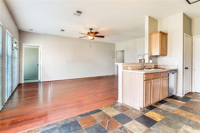 Foto del edificio - 9013 Winding River Dr