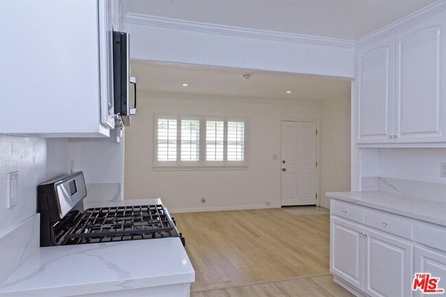 Foto del edificio - 2236 N Ontario St