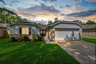 Building Photo - 2922 Whetrock Ln