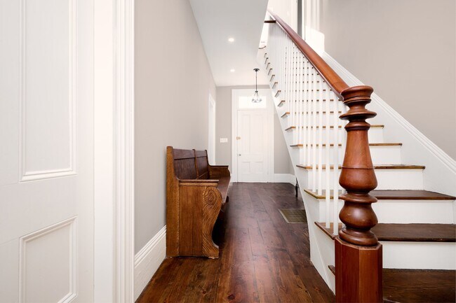 Foto del edificio - 137 Kendall Pond Rd