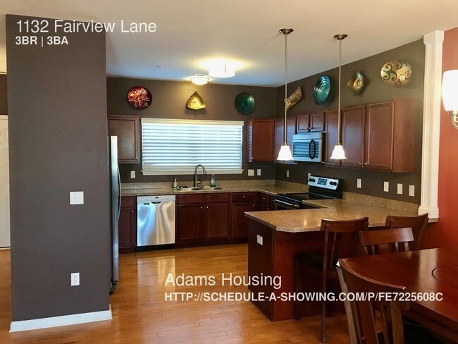 Foto del edificio - 1132 Fairview Ln